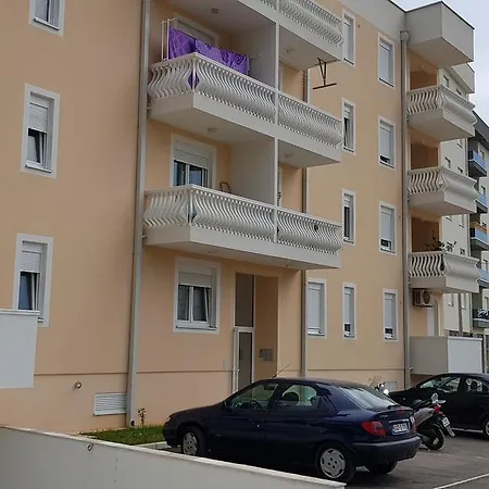 Apartman Stasa *
